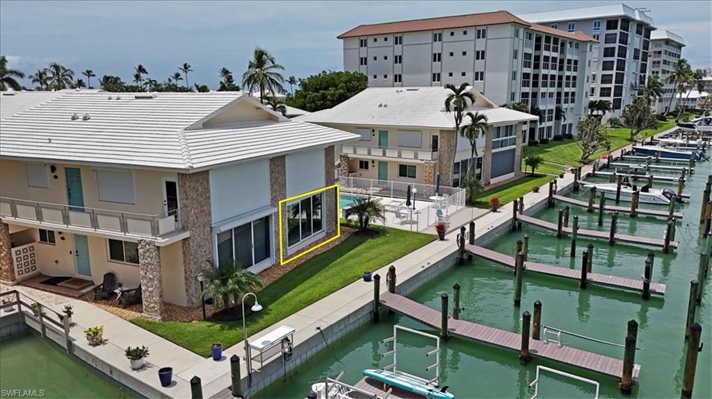 2500 Gulf Shore Blvd N S10 Property Photo 4