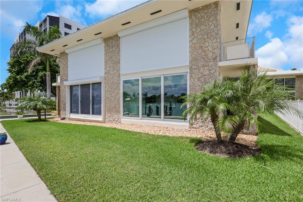 2500 Gulf Shore Blvd N S10 Property Photo 31