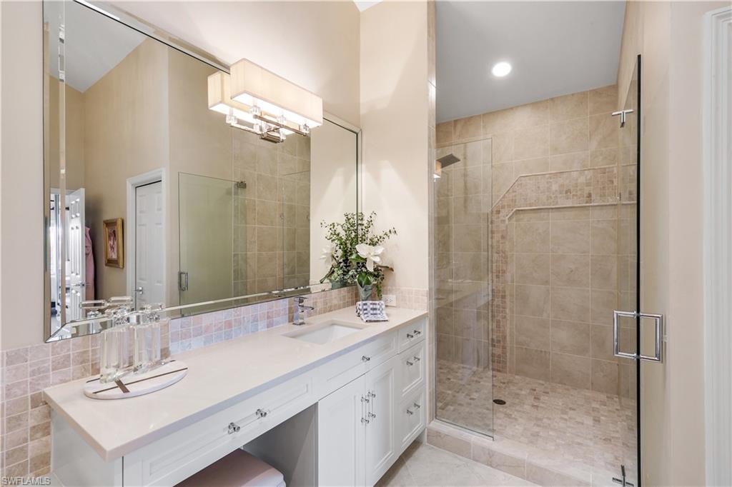 26868 Wedgewood Dr 203 Property Photo 22