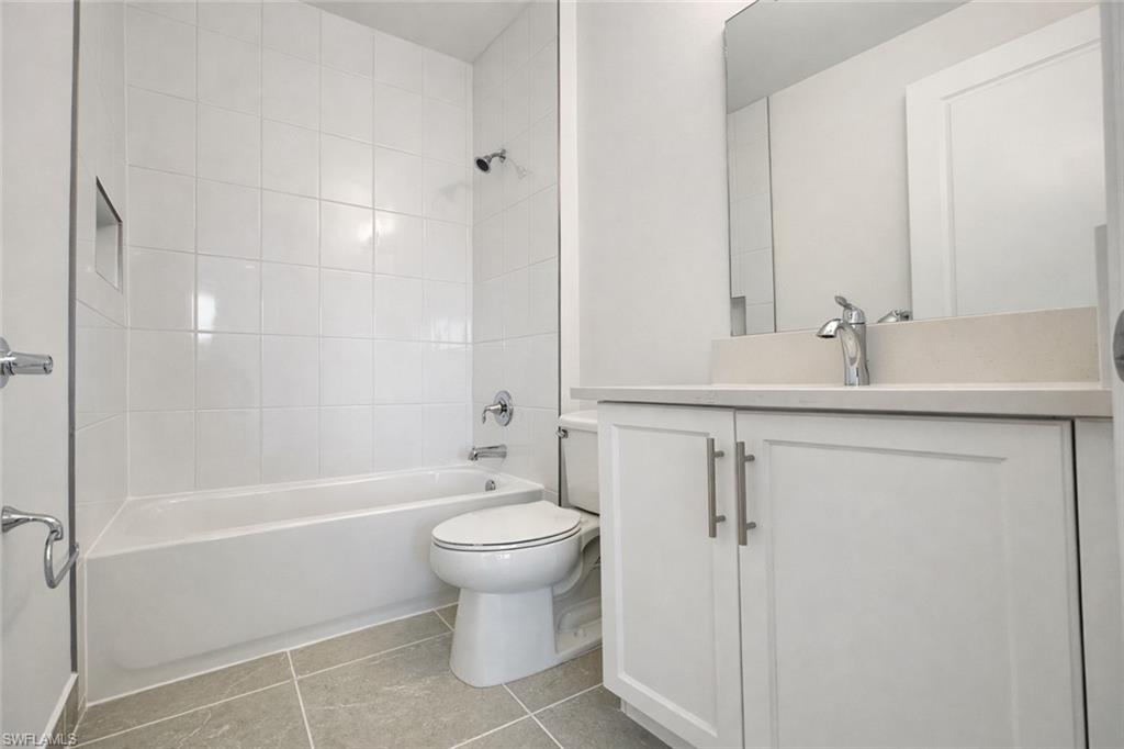 12770 Woodbury Dr Property Photo 15