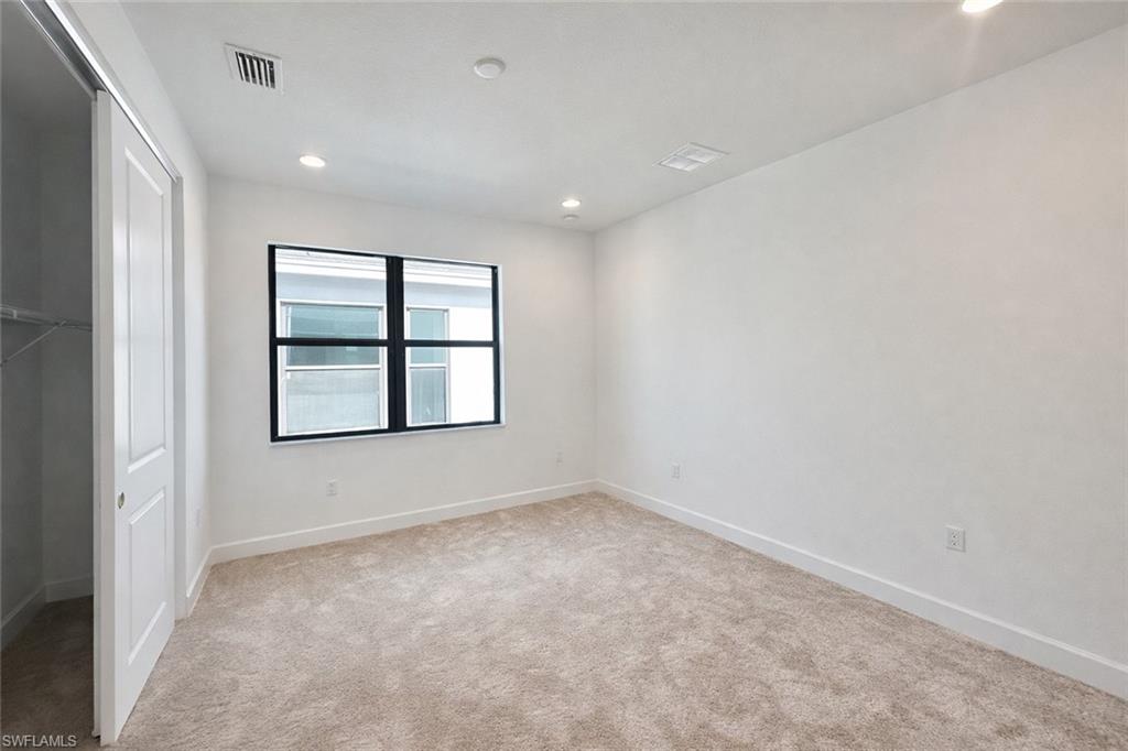 12770 Woodbury Dr Property Photo 20