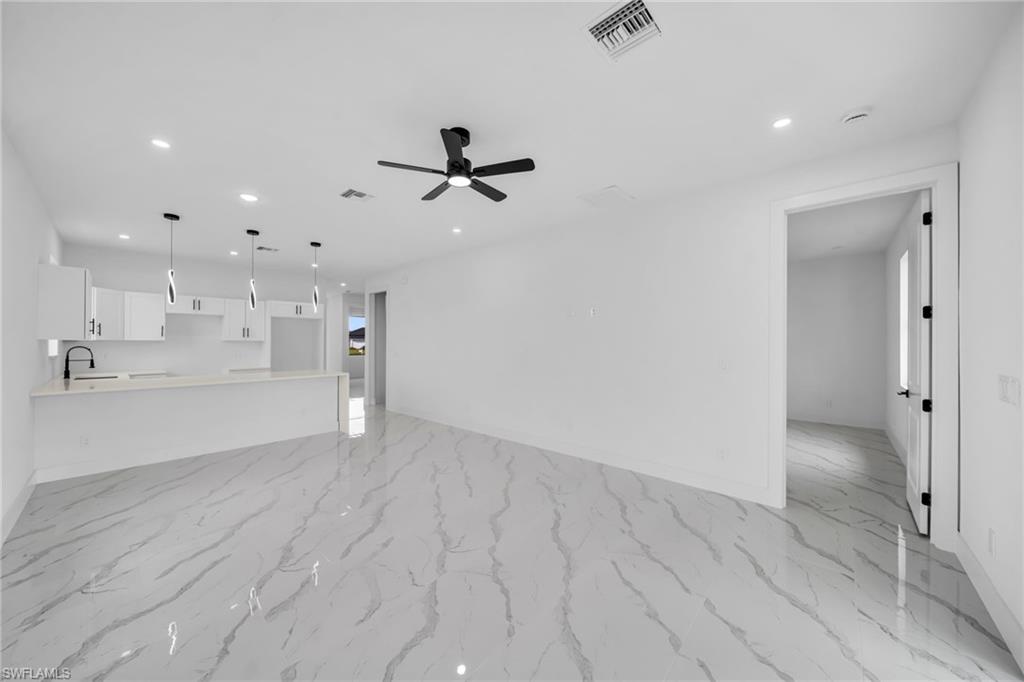 2015 23rd St Property Photo 10