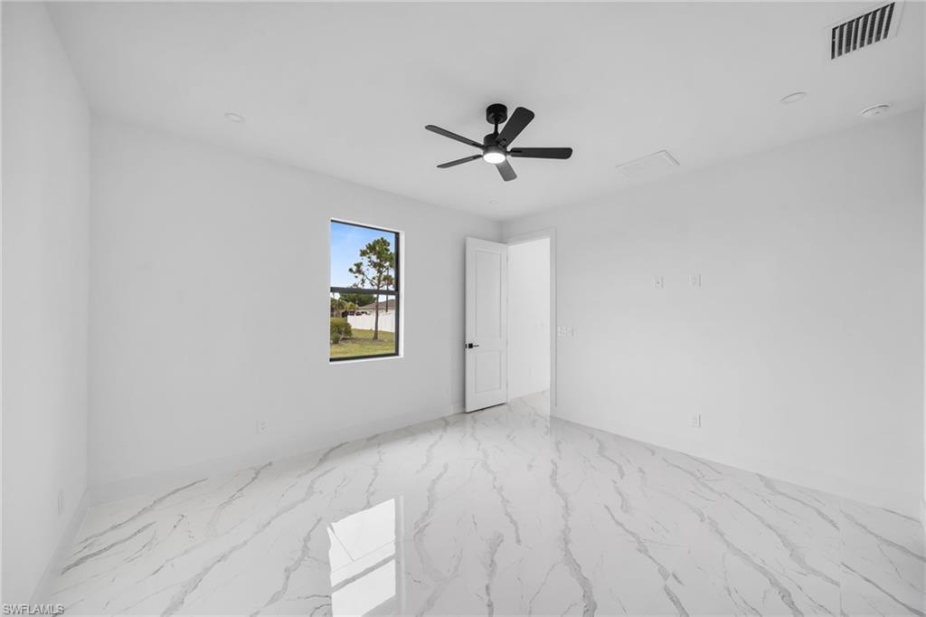 2015 23rd St Property Photo 19