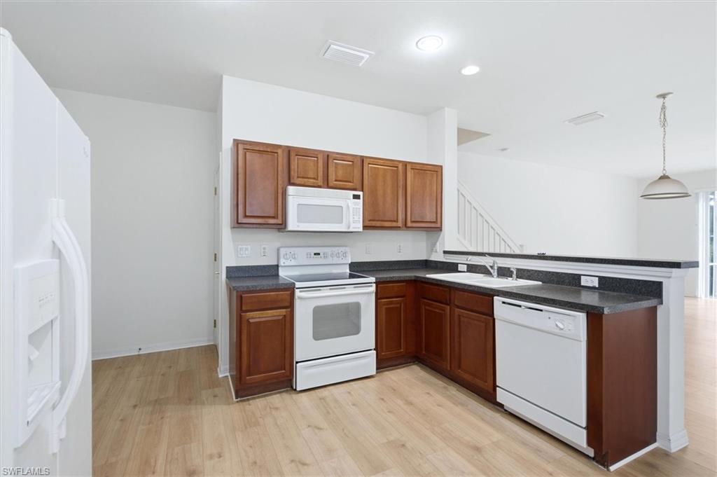 8381 Village Edge Cir Property Photo 7