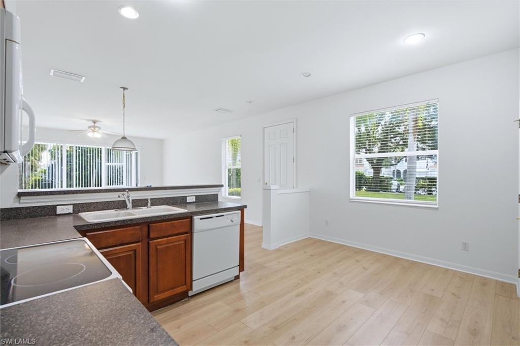 8381 Village Edge Cir Property Photo 8