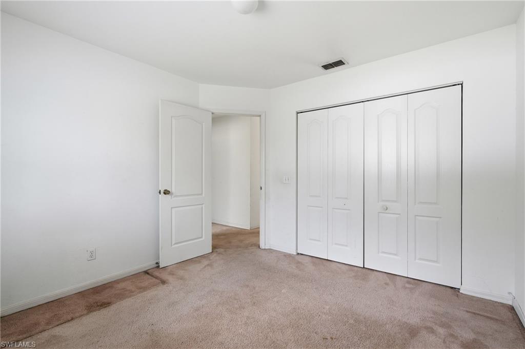 1210 Golden Gate Blvd W Property Photo 18