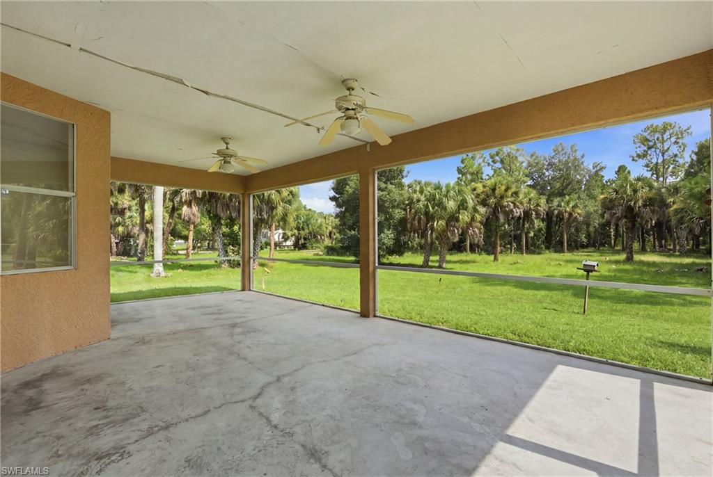 1210 Golden Gate Blvd W Property Photo 21