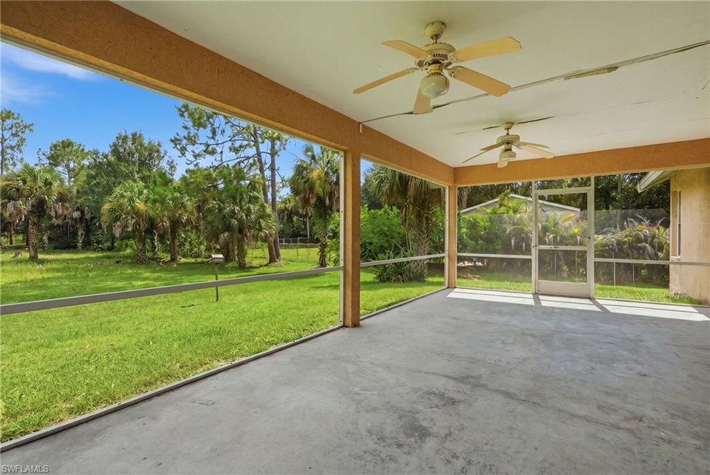 1210 Golden Gate Blvd W Property Photo 22