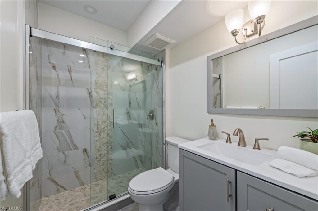 2170 Gulf Shore Blvd N 41e Property Photo 5