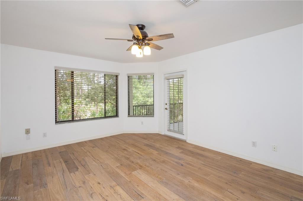 27100 Oakwood Lake Dr Property Photo 12