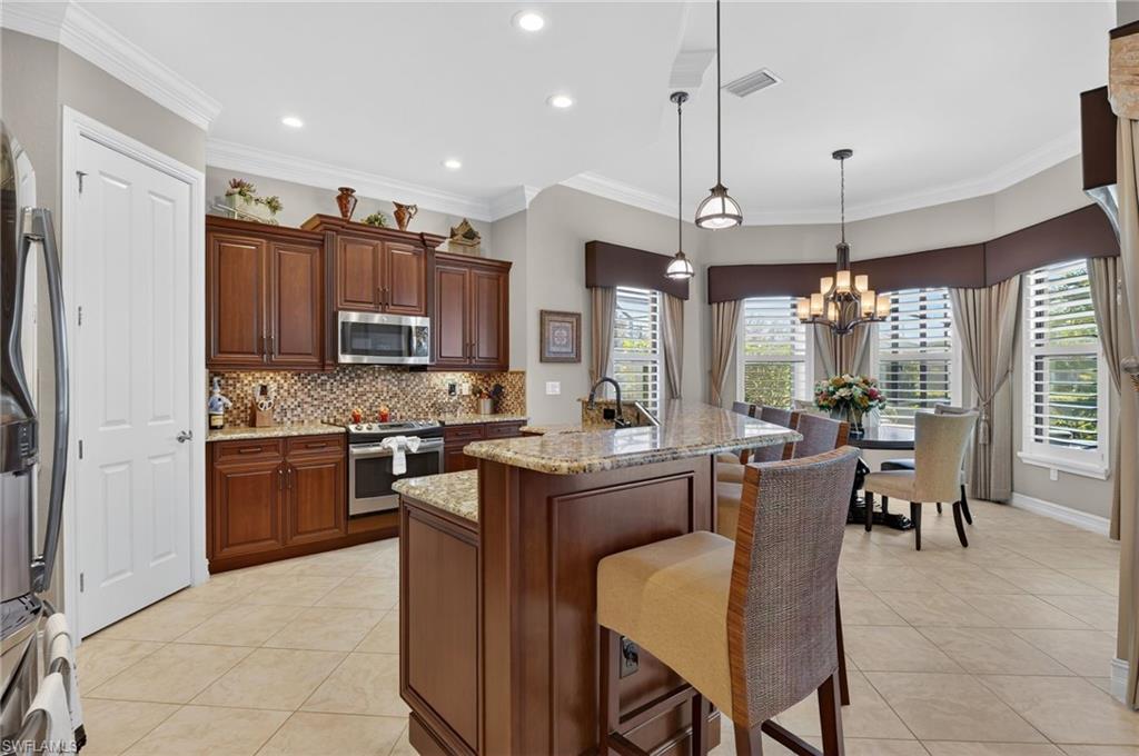 7352 Lantana Way Property Photo 4