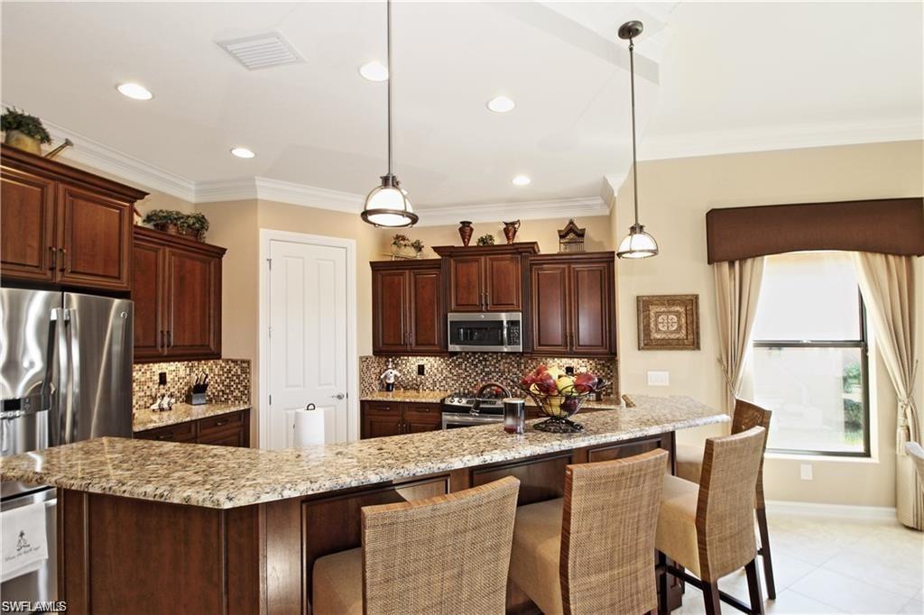 7352 Lantana Way Property Photo 6