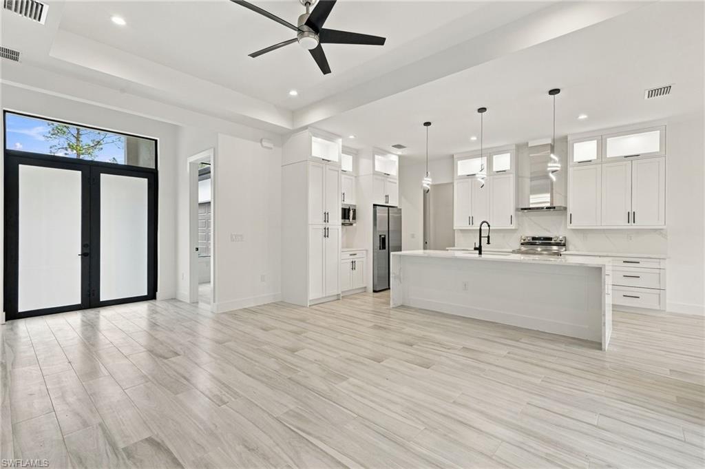 226029415 Property Photo 14