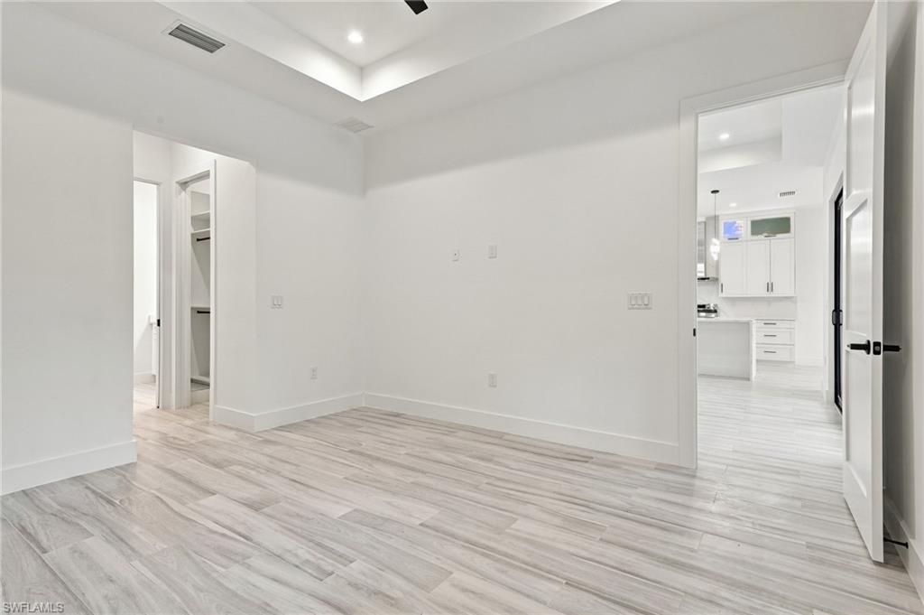 226029415 Property Photo 21