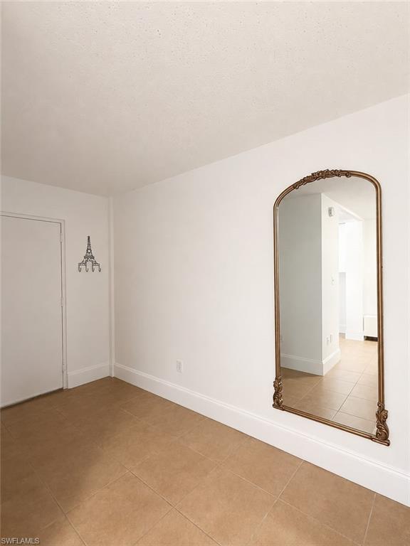 2350 1st St 303 Property Photo 20