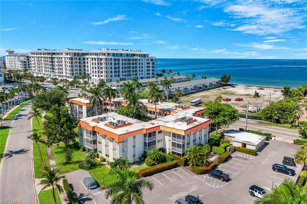 1100 Gulf Shore BLVD N 108 Property Photo 1