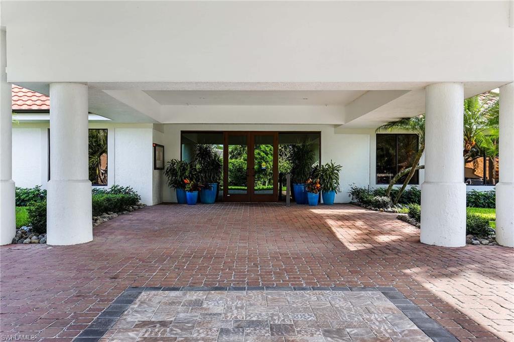 6022 Westbourgh Dr Property Photo 21