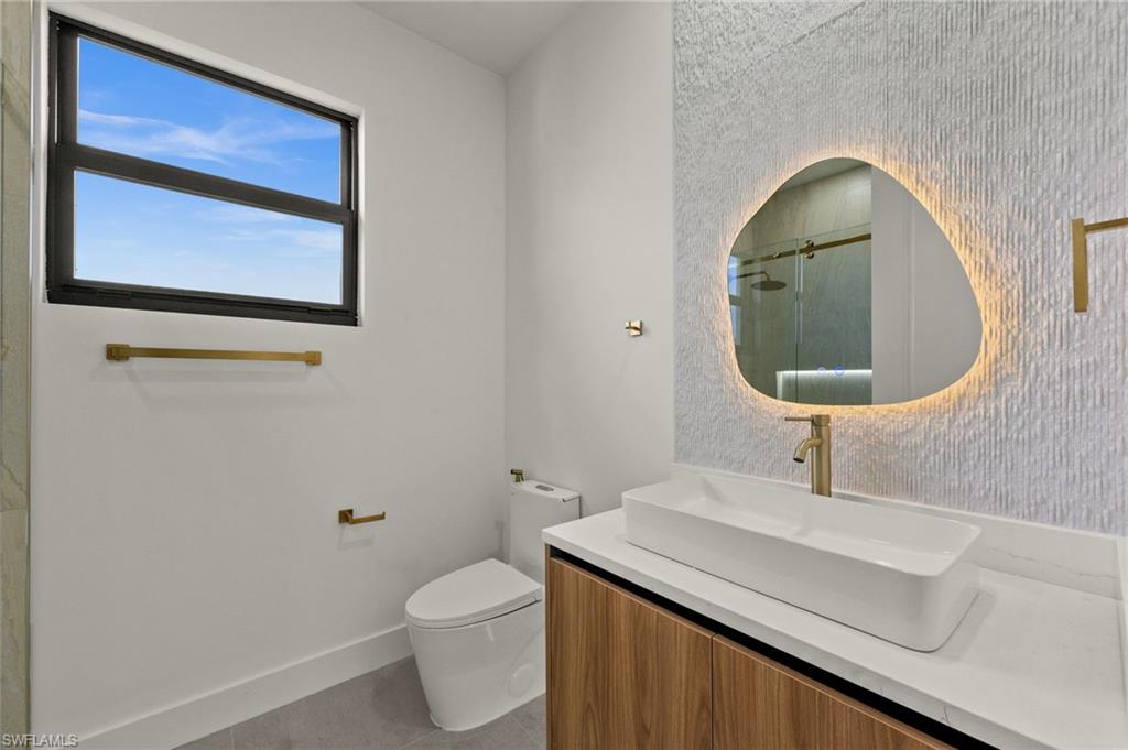 1212 33rd Pl Property Photo 17