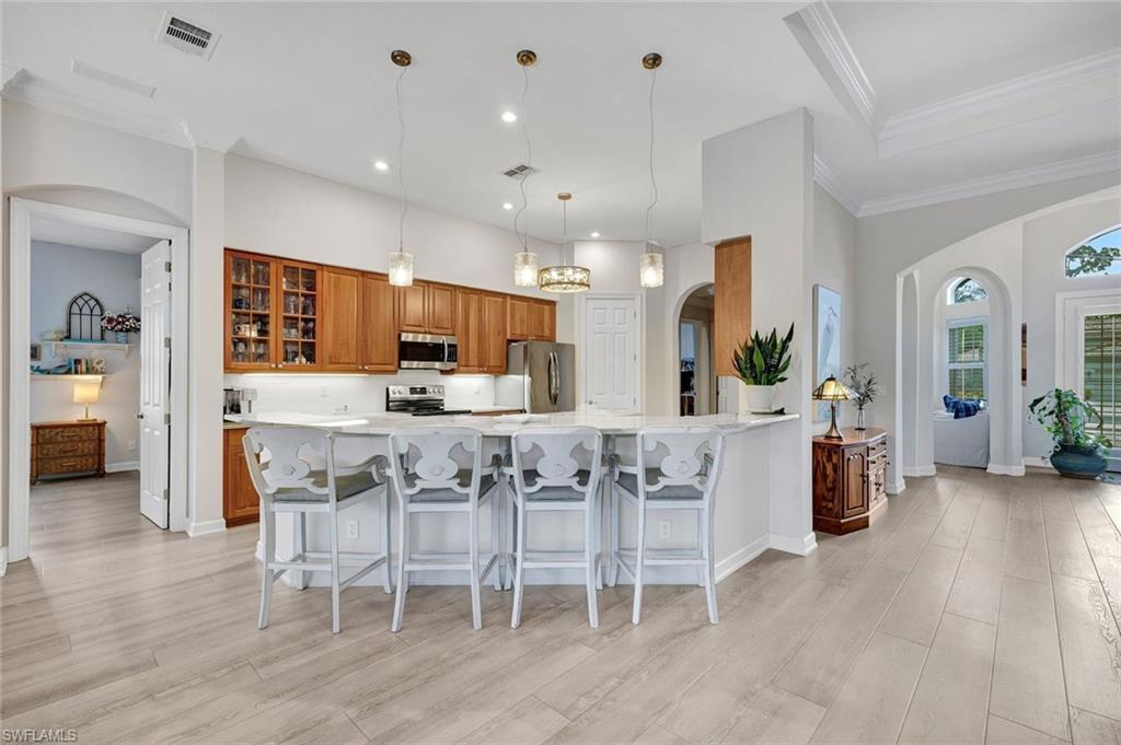 16075 Parque Ln Property Photo 6