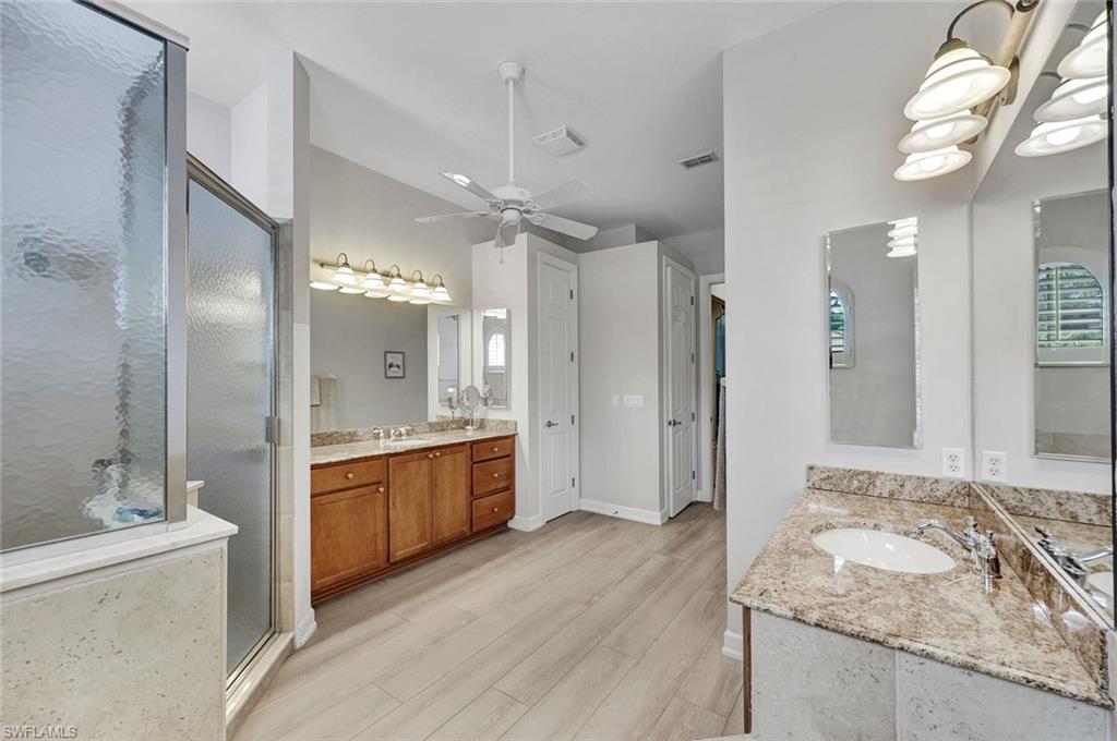 16075 Parque Ln Property Photo 14