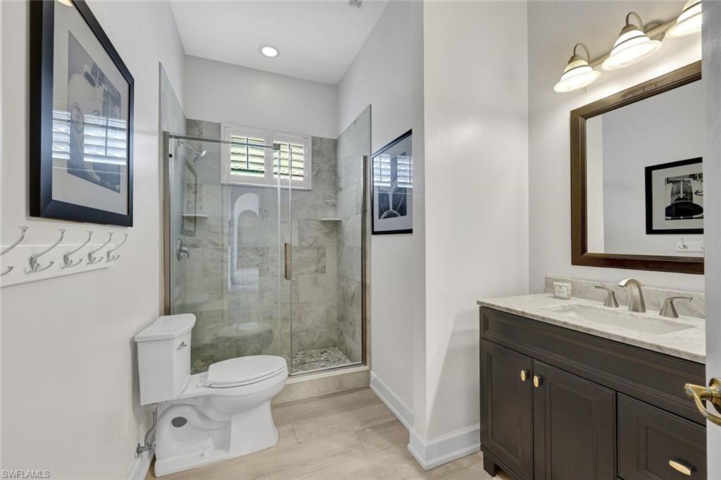 16075 Parque Ln Property Photo 16