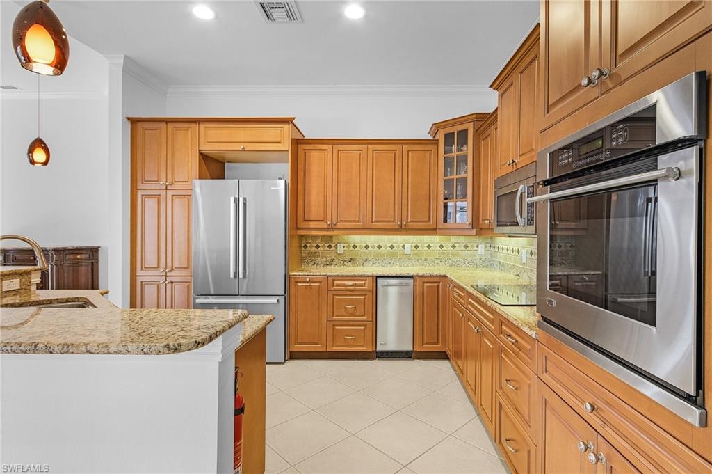 5030 Rustic Oaks Cir Property Photo 12