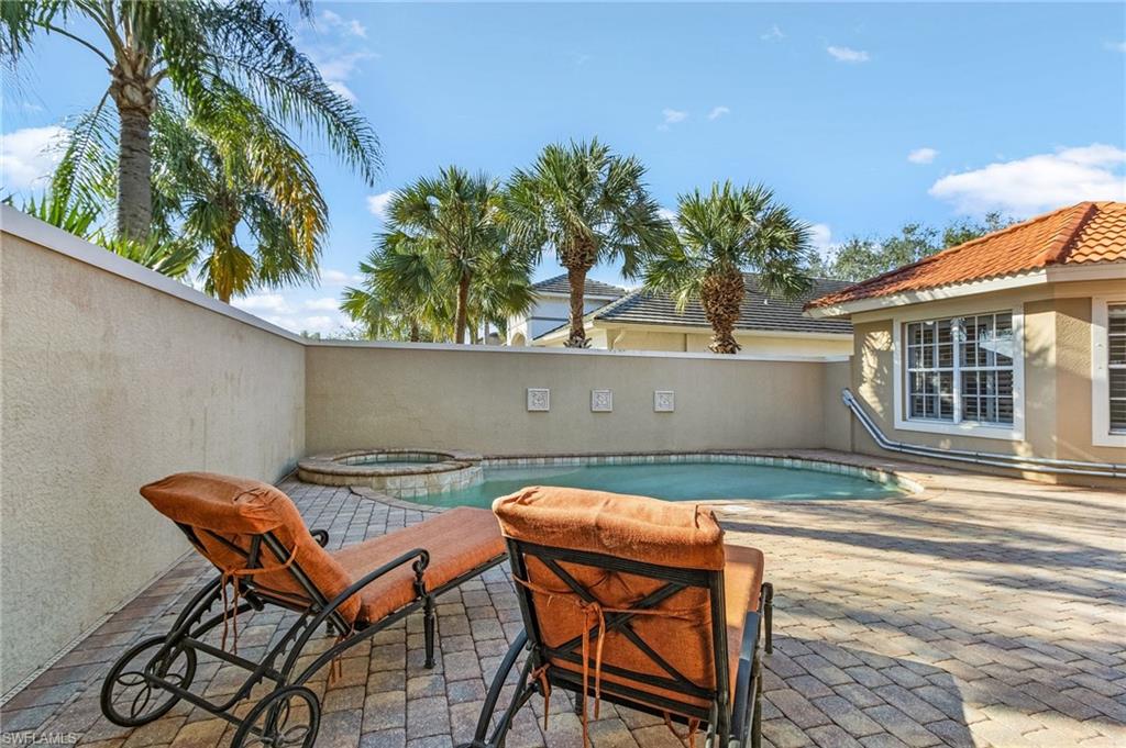 5030 Rustic Oaks Cir Property Photo 24
