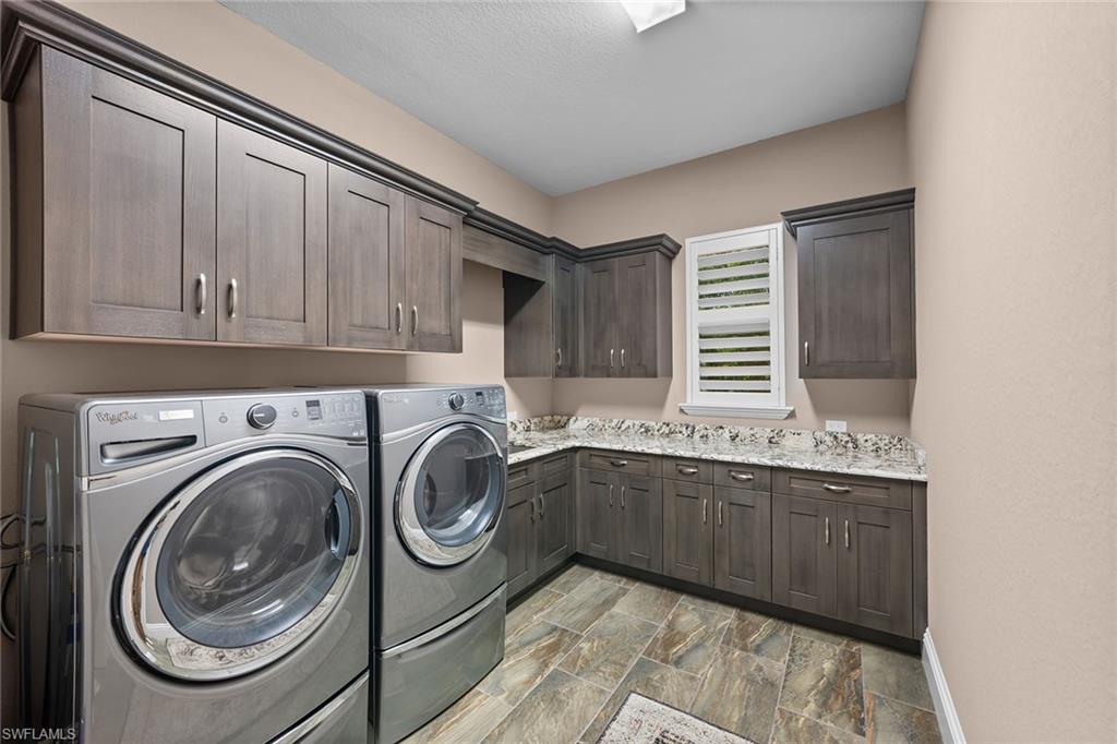 11979 Maidstone Ct Property Photo 45