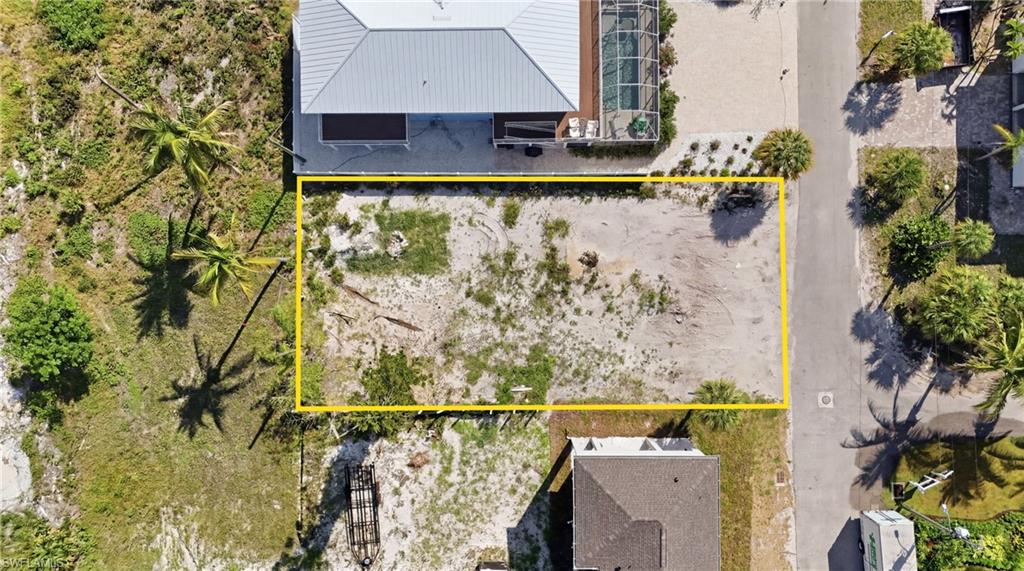 61 Flamingo St Property Photo 9