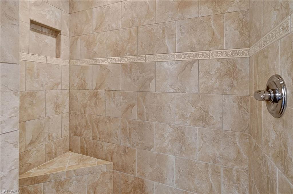26841 Clarkston Dr 203 Property Photo 20