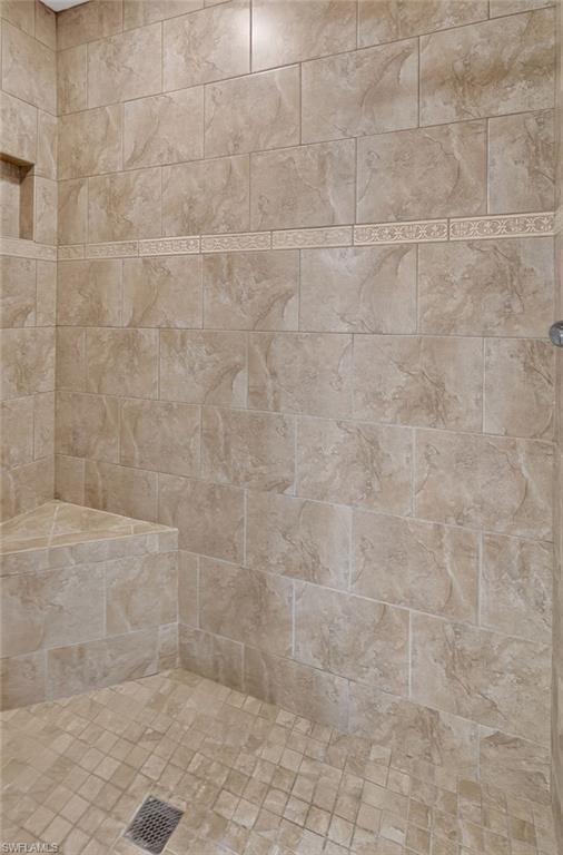 26841 Clarkston Dr 203 Property Photo 21
