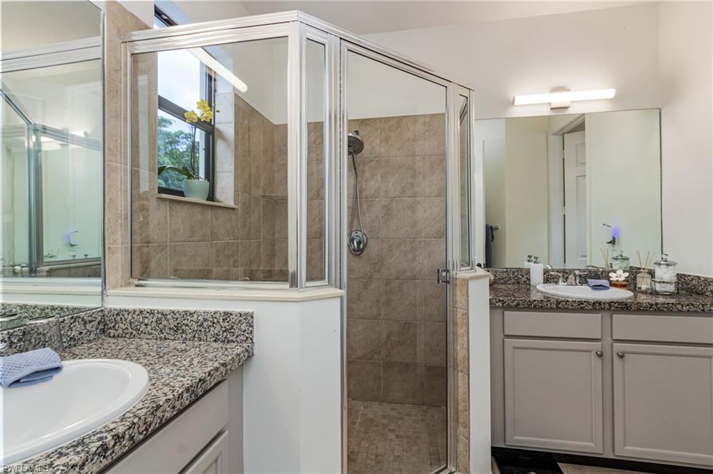 8785 Madrid Cir Property Photo 6
