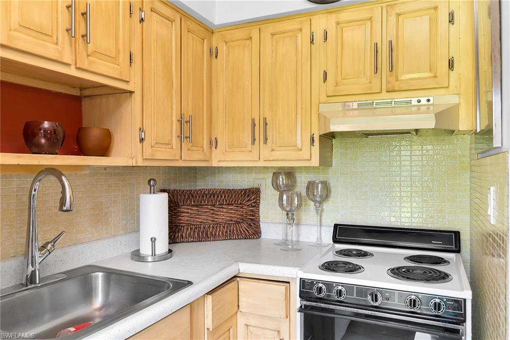 235 Seaview Ct B2 Property Photo 8