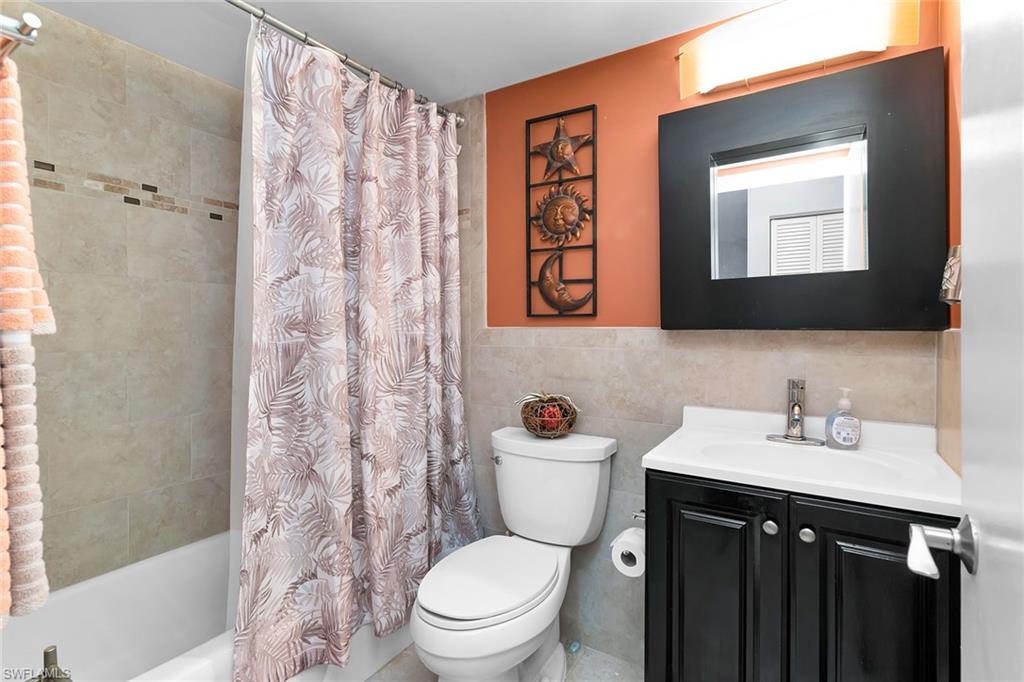 235 Seaview Ct B2 Property Photo 13