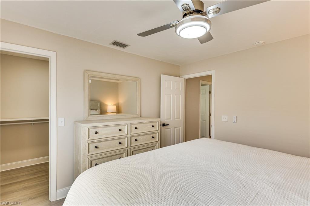 6030 Perthshire Ln Property Photo 24