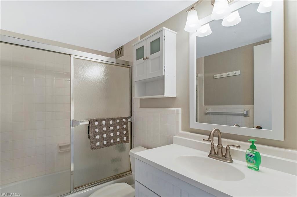 1300 Gulf Shore Blvd N 406 Property Photo 10