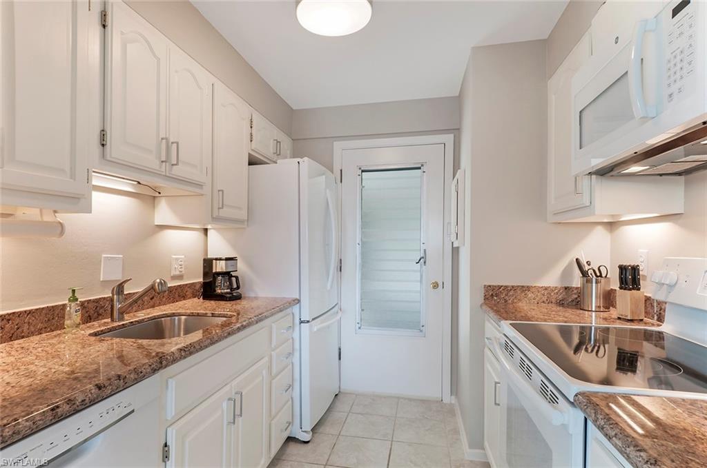 1300 Gulf Shore Blvd N 406 Property Photo 12