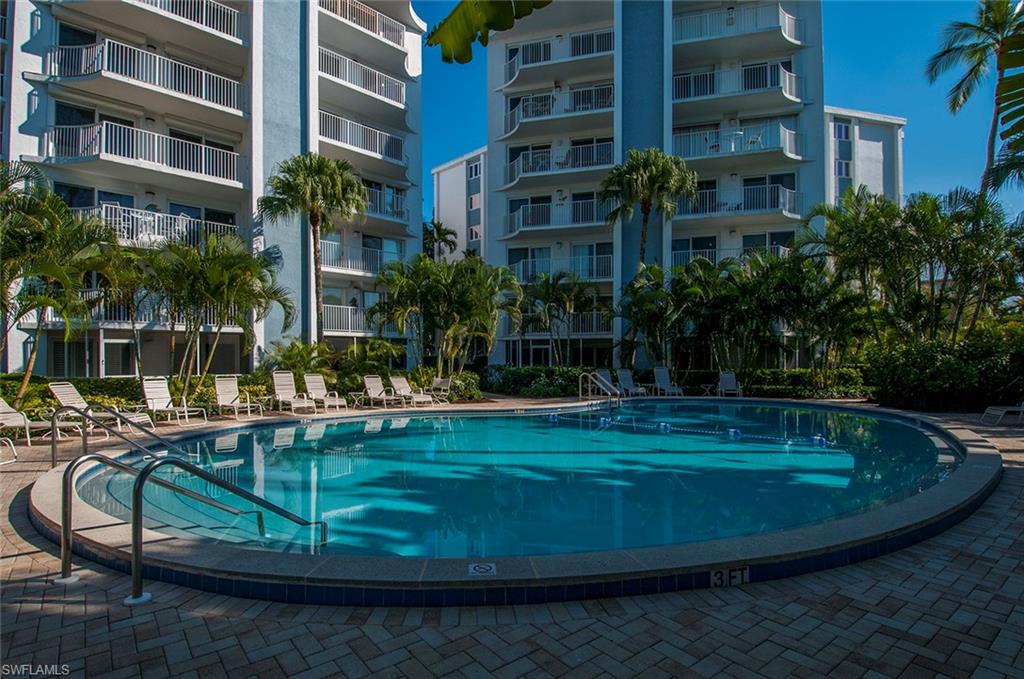 1300 Gulf Shore Blvd N 406 Property Photo 22