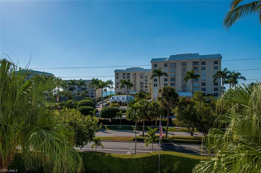 1300 Gulf Shore Blvd N 406 Property Photo 27
