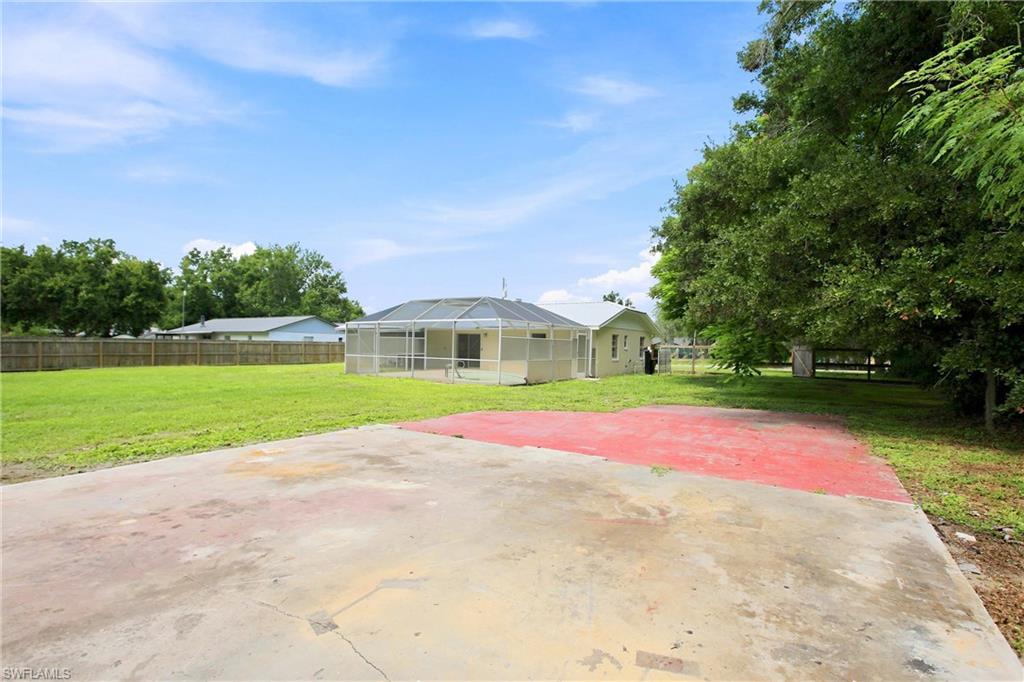 2848 Norman Ave Property Photo 44