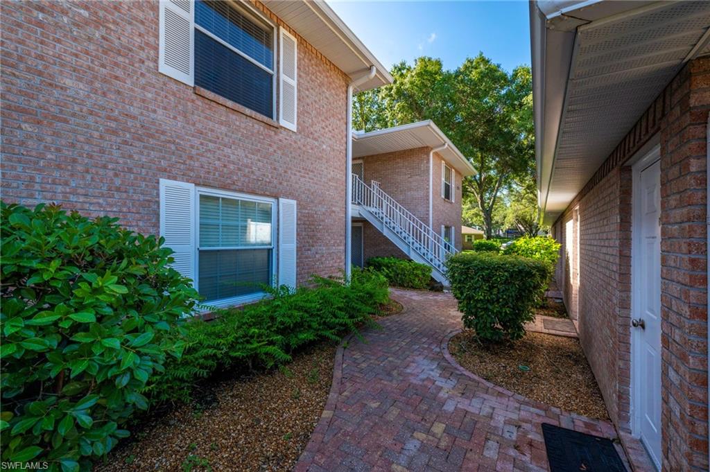 6750 Lone Oak Blvd C Property Photo 2