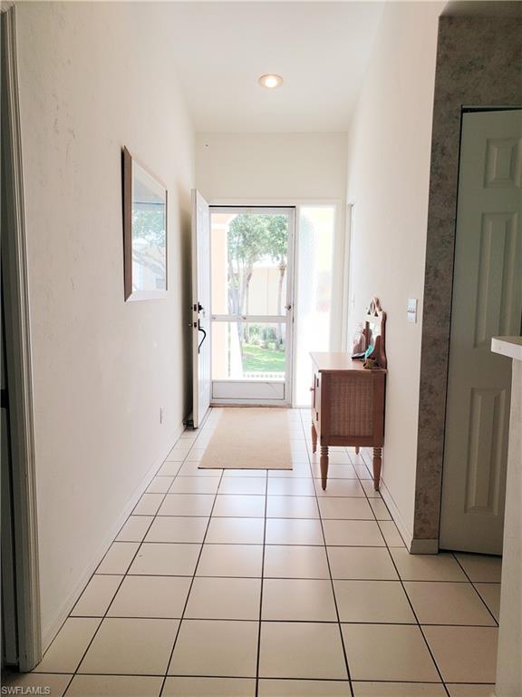 661 Wiggins Lake Dr 201 Property Photo 6