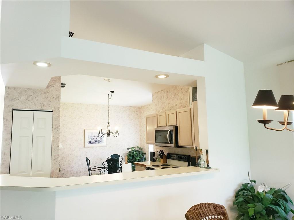 661 Wiggins Lake Dr 201 Property Photo 24