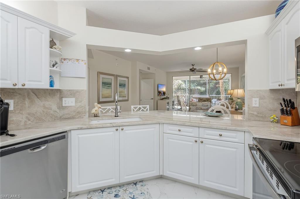 7693 Pebble Creek Cir 104 Property Photo 10