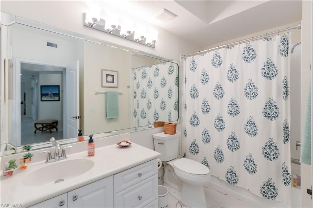 7693 Pebble Creek Cir 104 Property Photo 20