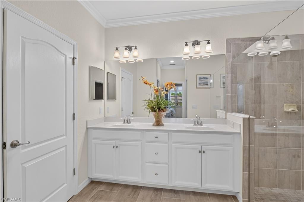 11584 Golden Oak Ter Property Photo 14