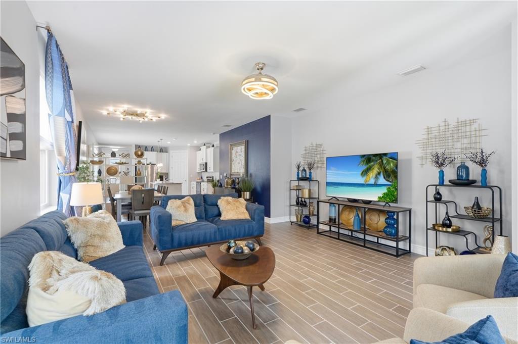 28395 Captiva Shell Loop Property Photo 1