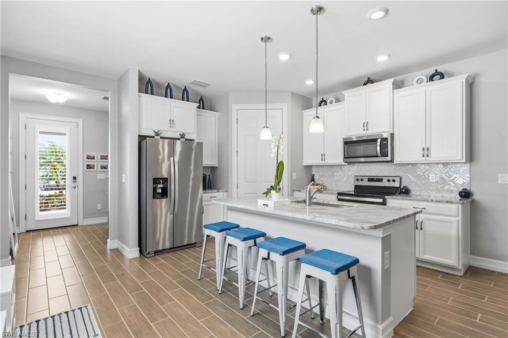 28395 Captiva Shell Loop Property Photo 6