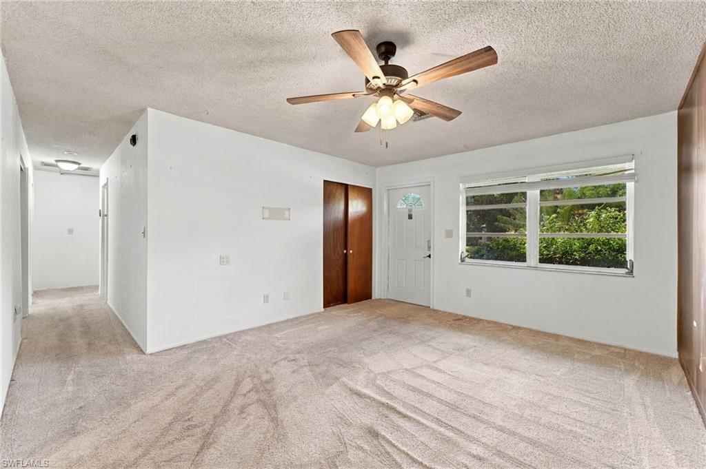 12374 Fourth St Property Photo 4