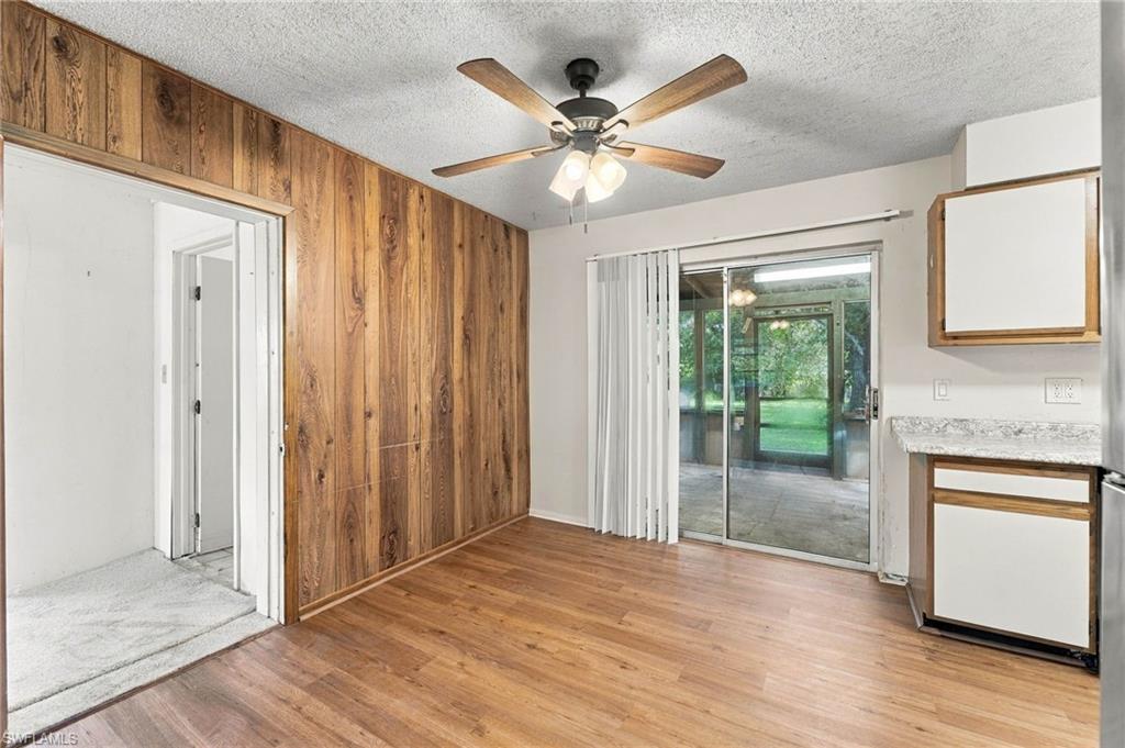 12374 Fourth St Property Photo 6